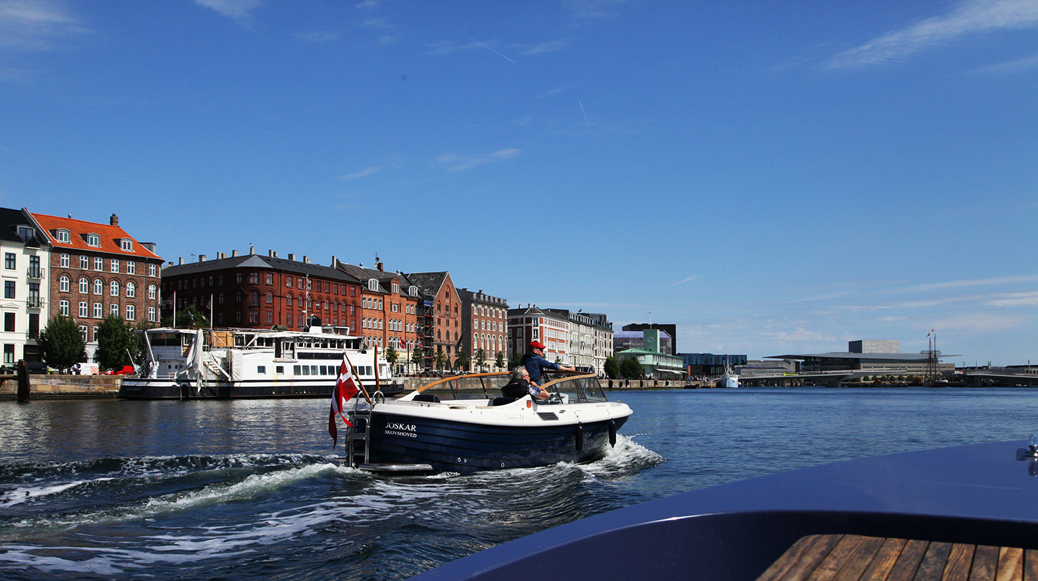 Det er veldig flott å se København fra vannet.